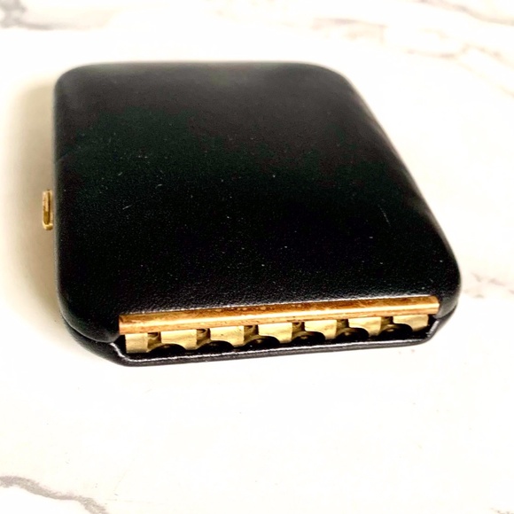 BUXTON Vintage Black Genuine Leather Key-Tainer key holder NWT unisex - Picture 5 of 9